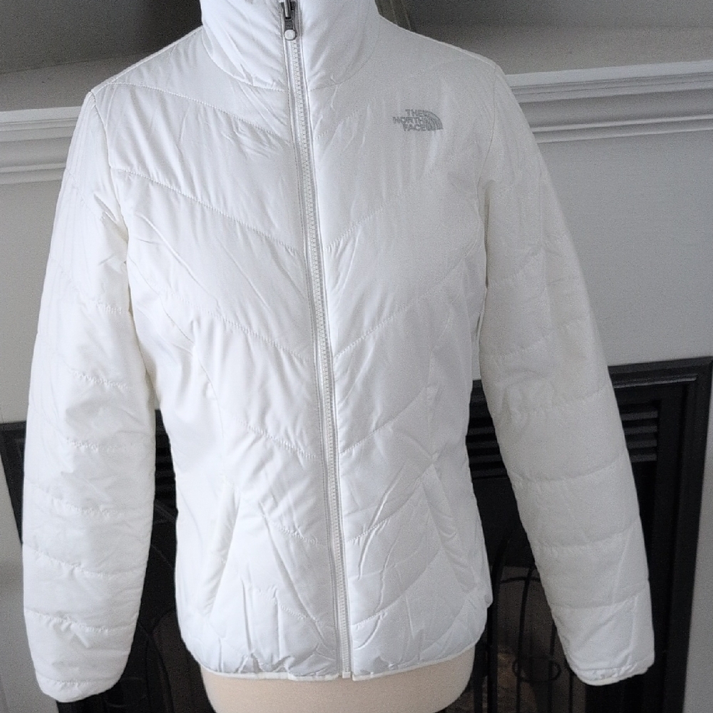 The North Face Women's Snowy White Puffer Coat Size Small